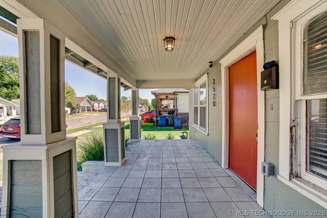 2520 E 7th Street, Tulsa, OK 74104