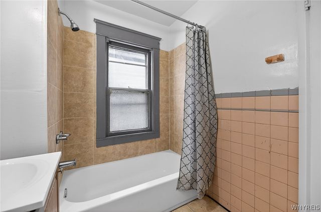 23 Humason Avenue, Buffalo, NY 14211