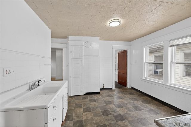 23 Humason Avenue, Buffalo, NY 14211