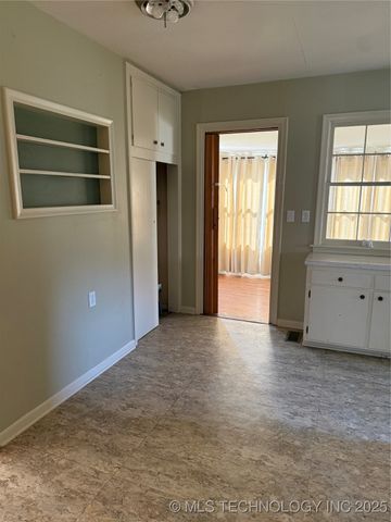 3301 Harvey Road, Bartlesville, OK 74006