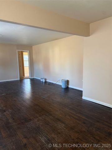 3301 Harvey Road, Bartlesville, OK 74006