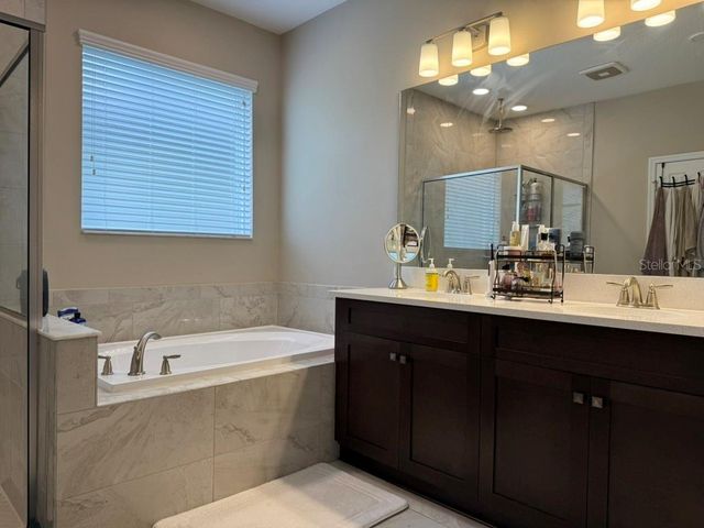 7749 BRONZE OAK DRIVE, Wesley Chapel, FL 33545