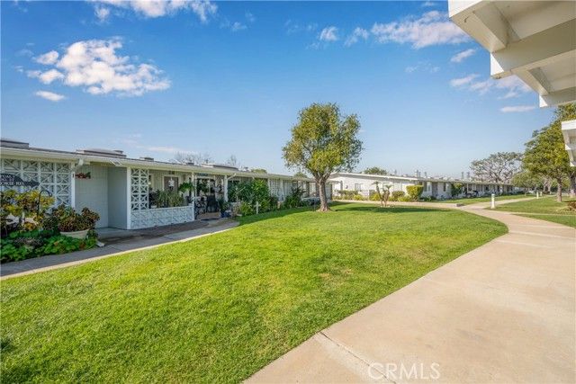 1301 Skokie Road 27H, Seal Beach, CA 90740