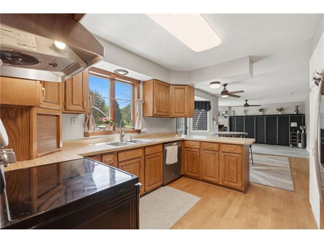 591 Spurline Circle, Hudson, WI 54016