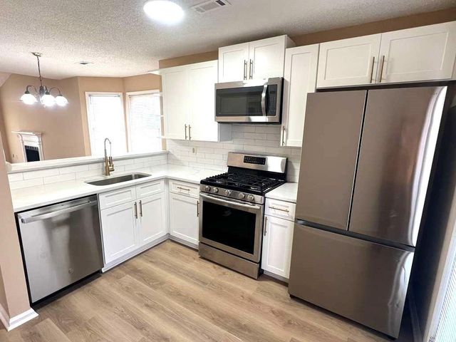 7941 Creekstone Way, Riverdale, GA 30274