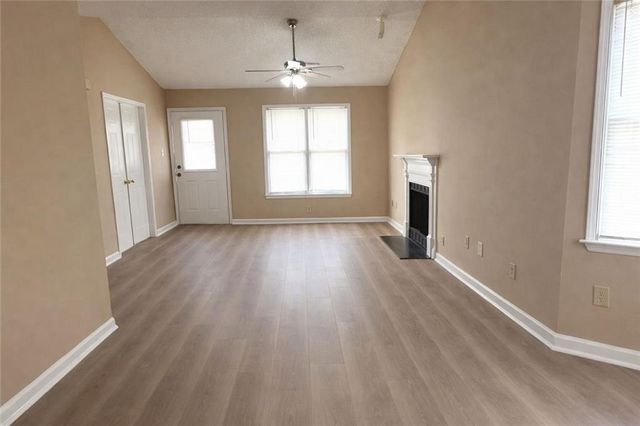 7941 Creekstone Way, Riverdale, GA 30274