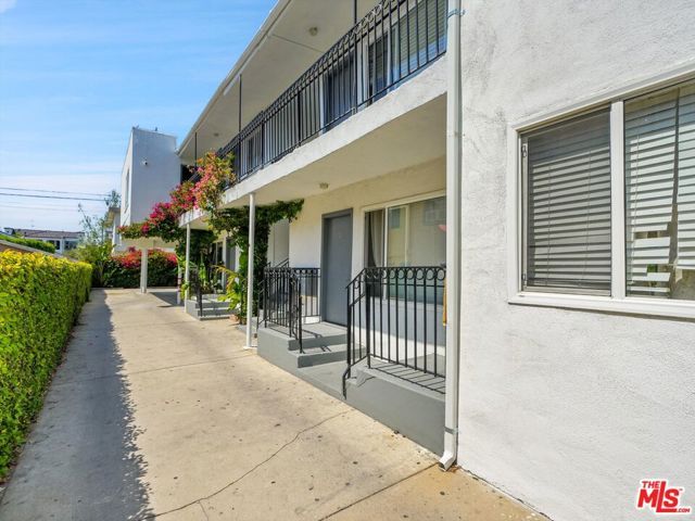 1145 N Hoover Street, Los Angeles, CA 90029