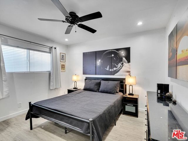 1145 N Hoover Street, Los Angeles, CA 90029