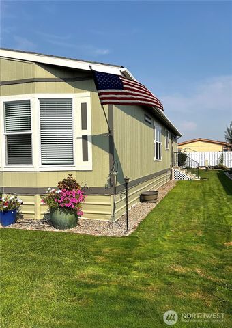 2240 W Broadway Avenue #204, Moses Lake, WA 98837