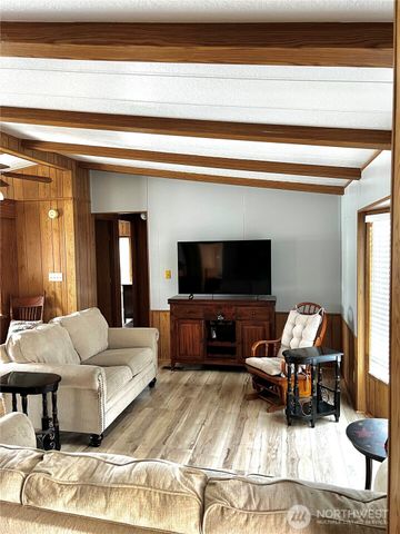 2240 W Broadway Avenue #204, Moses Lake, WA 98837