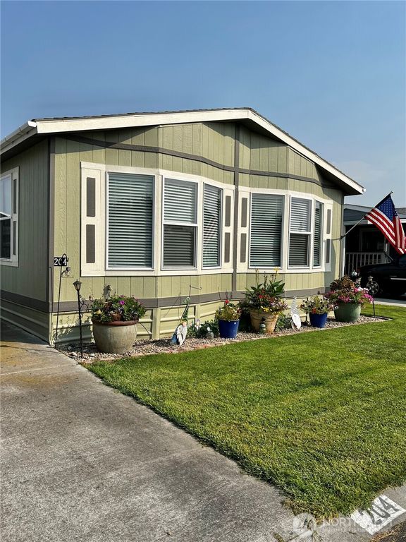 2240 W Broadway Avenue #204, Moses Lake, WA 98837
