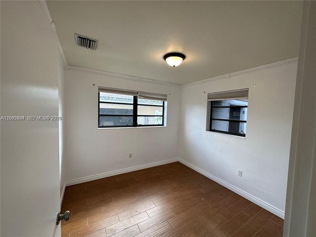 7880 NW 11th St 0, Pembroke Pines, FL 33024