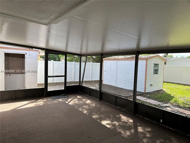 7880 NW 11th St 0, Pembroke Pines, FL 33024