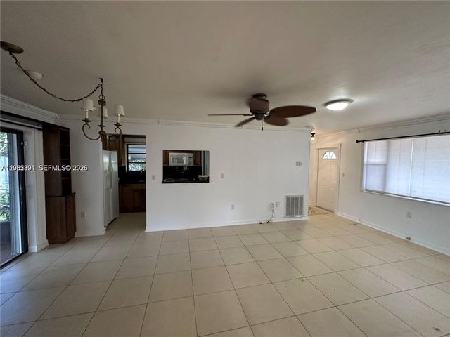 7880 NW 11th St 0, Pembroke Pines, FL 33024