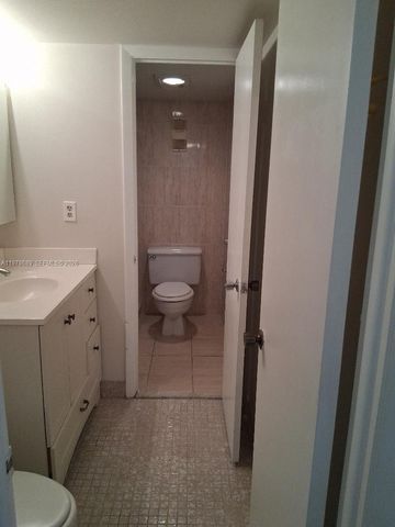 1100 St Charles Place 213, Pembroke Pines, FL 33026