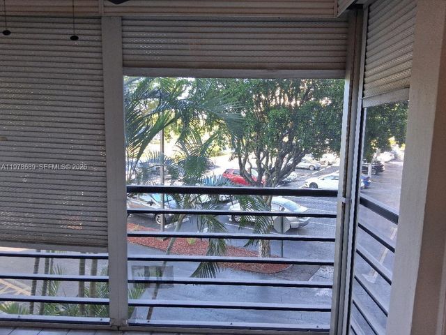 1100 St Charles Place 213, Pembroke Pines, FL 33026