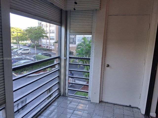 1100 St Charles Place 213, Pembroke Pines, FL 33026