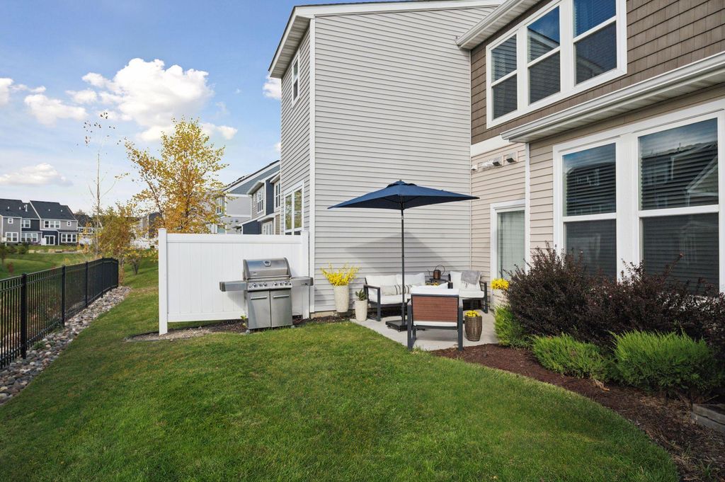 18407 60th Avenue N, Plymouth, MN 55446 — photo 2