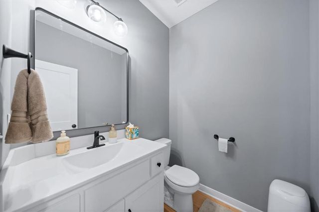 16083 Ryan Circle, Parkville, MO 64152