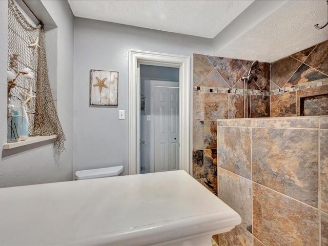 115 Harbor Addition Drive, Livingston, TX 77351