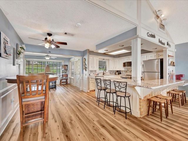 115 Harbor Addition Drive, Livingston, TX 77351