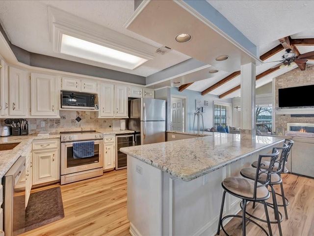 115 Harbor Addition Drive, Livingston, TX 77351