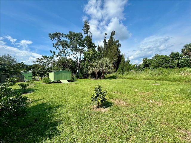 1742 MANGOE ST, Punta Gorda, FL 33980