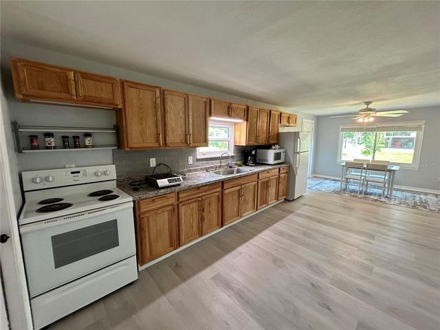 1742 MANGOE ST, Punta Gorda, FL 33980
