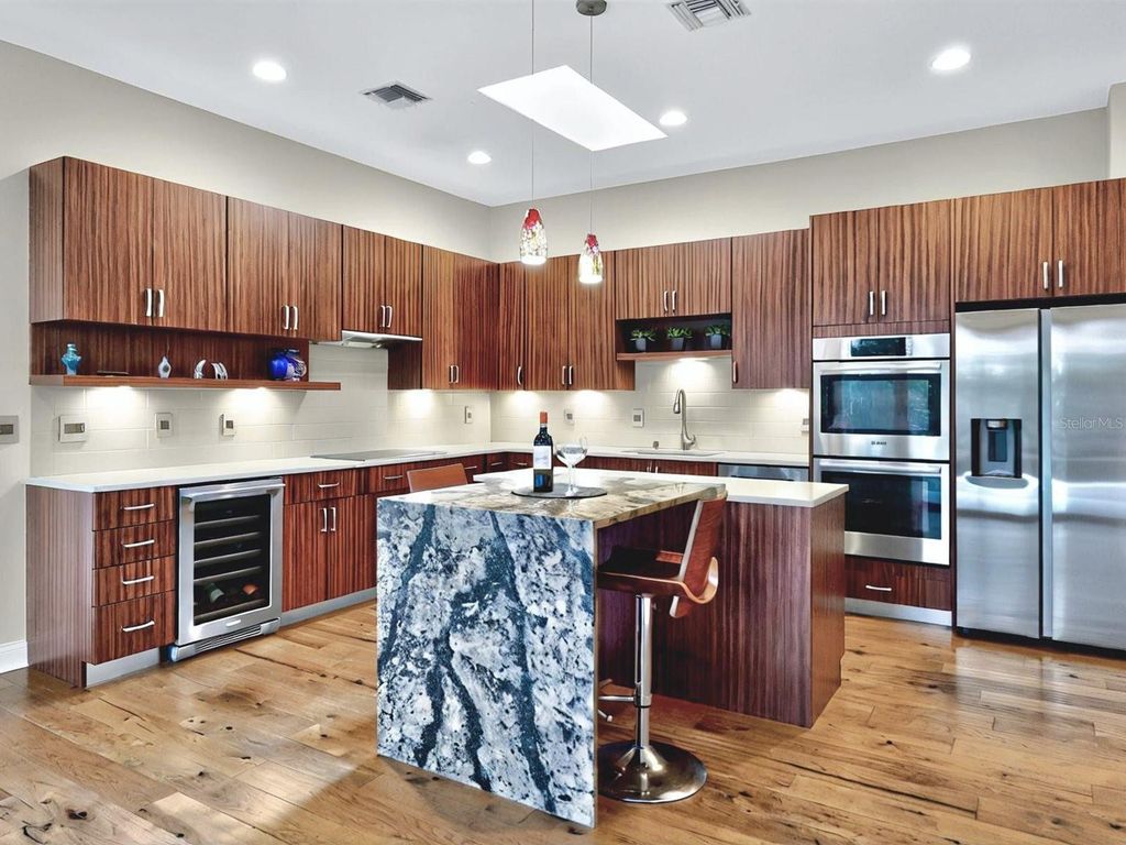 Image 14 of property listing at 9744 COVENT GARDEN DRIVE, Orlando, FL 32827