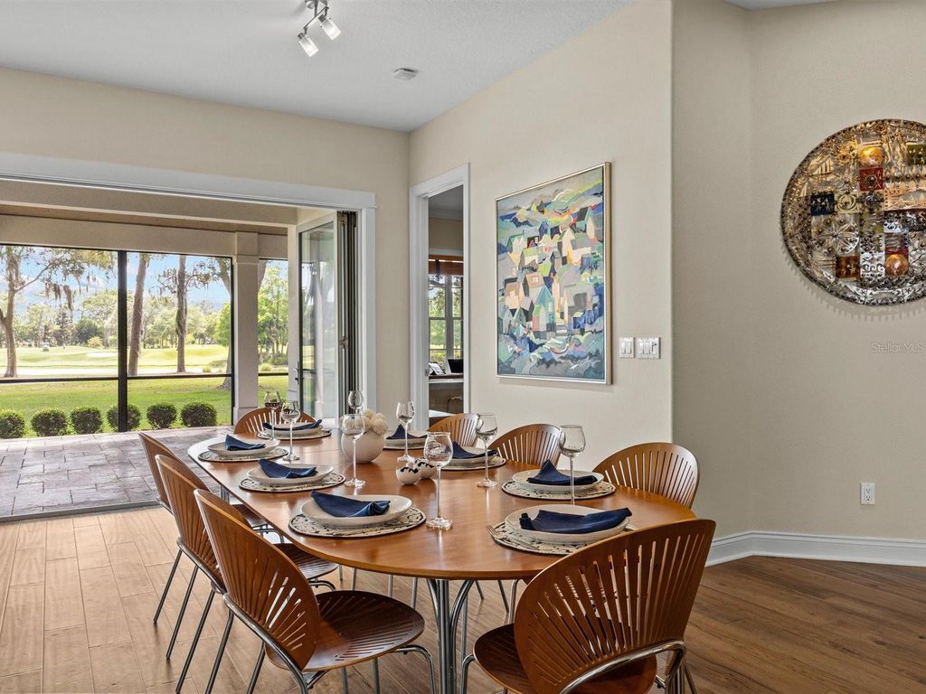 Image 20 of property listing at 9744 COVENT GARDEN DRIVE, Orlando, FL 32827