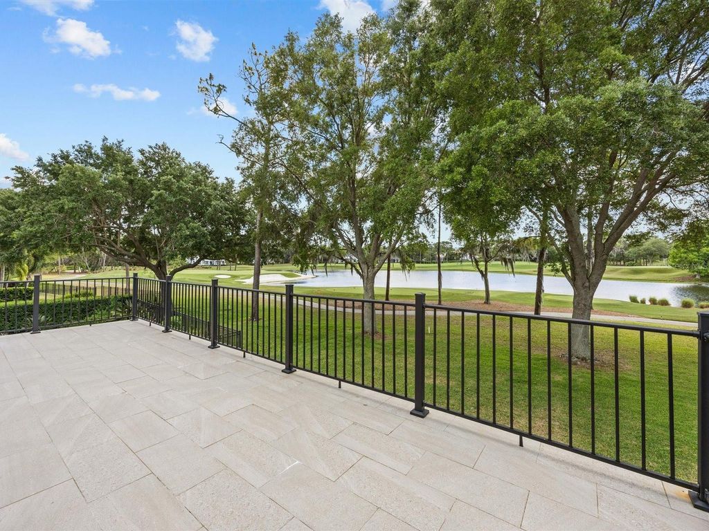 Image 38 of property listing at 9744 COVENT GARDEN DRIVE, Orlando, FL 32827