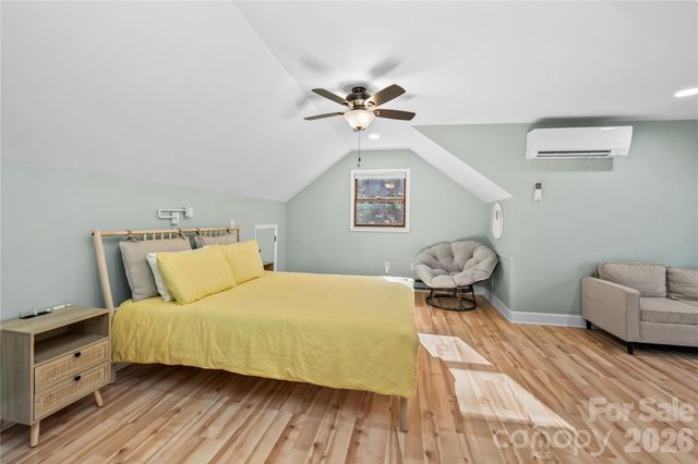 52 Treanors Place, Maggie Valley, NC 28751