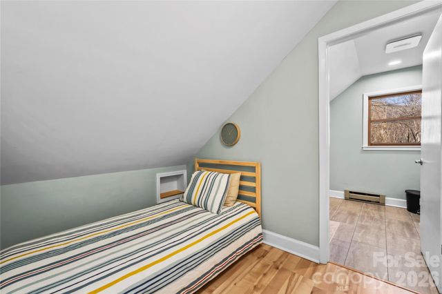 52 Treanors Place, Maggie Valley, NC 28751