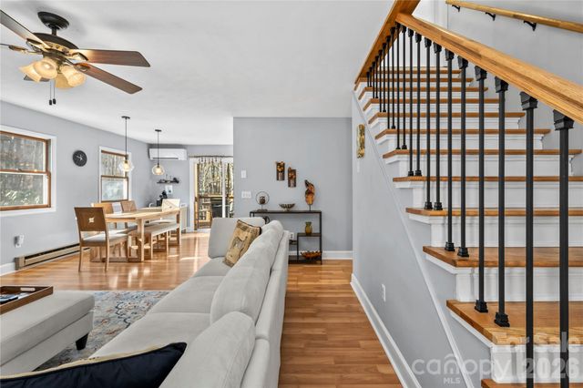 52 Treanors Place, Maggie Valley, NC 28751