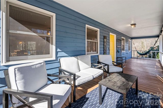 52 Treanors Place, Maggie Valley, NC 28751