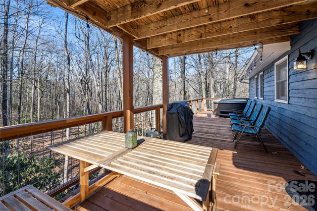 52 Treanors Place, Maggie Valley, NC 28751