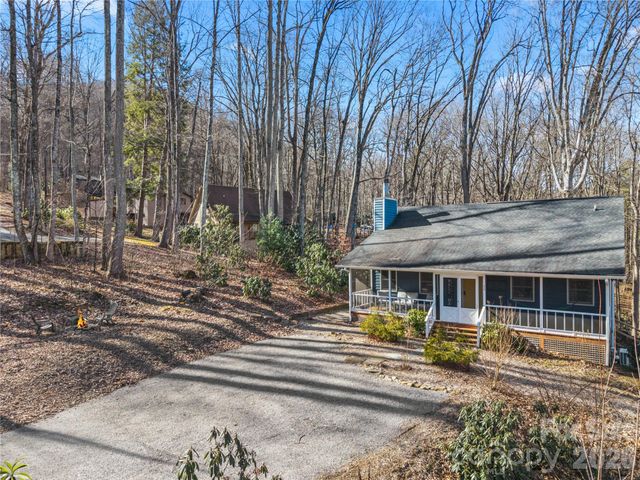 52 Treanors Place, Maggie Valley, NC 28751