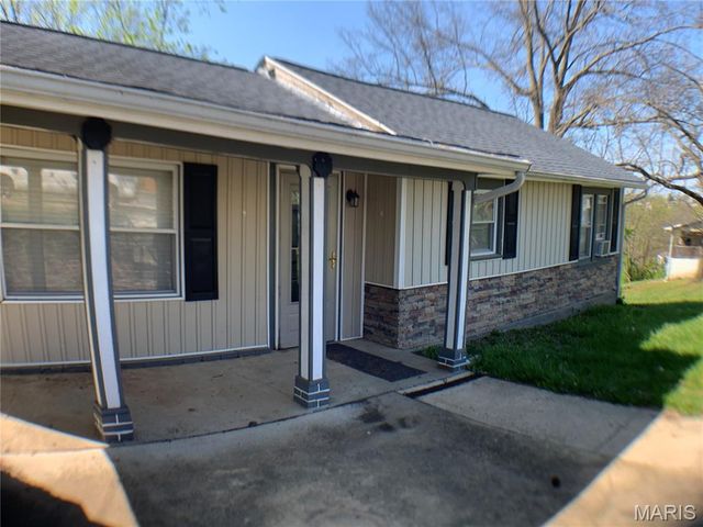 1218 S 5th Street, De Soto, MO 63020