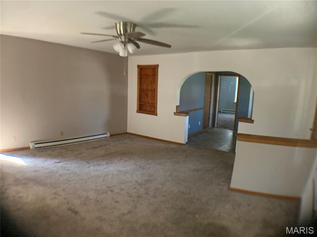 1218 S 5th Street, De Soto, MO 63020