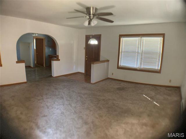 1218 S 5th Street, De Soto, MO 63020