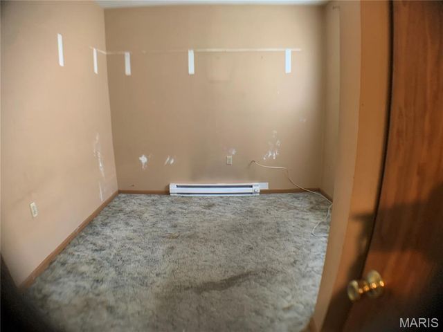 1218 S 5th Street, De Soto, MO 63020