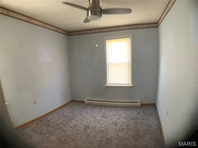1218 S 5th Street, De Soto, MO 63020