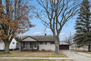 1904 Hillcrest Street, Lansing, MI 48910