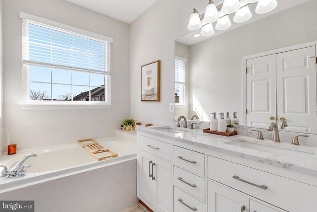 709 GAITHER RD, Rockville, MD 20850