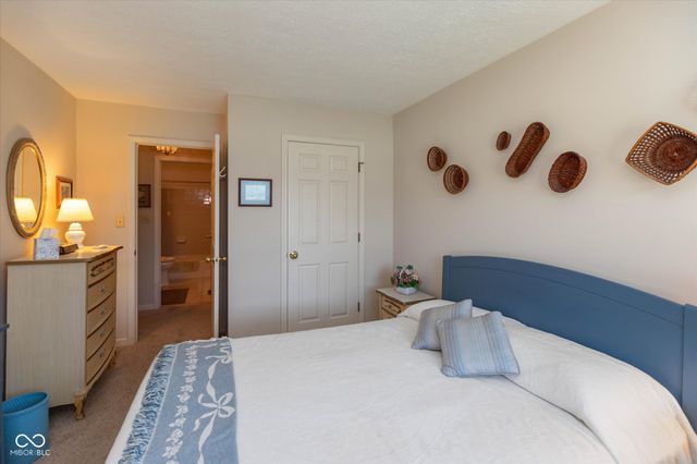 7086 Steinmeier Drive W, Indianapolis, IN 46220