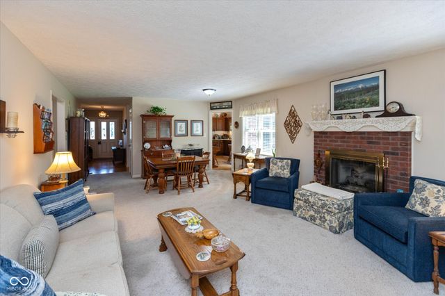 7086 Steinmeier Drive W, Indianapolis, IN 46220