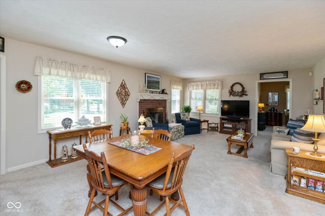 7086 Steinmeier Drive W, Indianapolis, IN 46220
