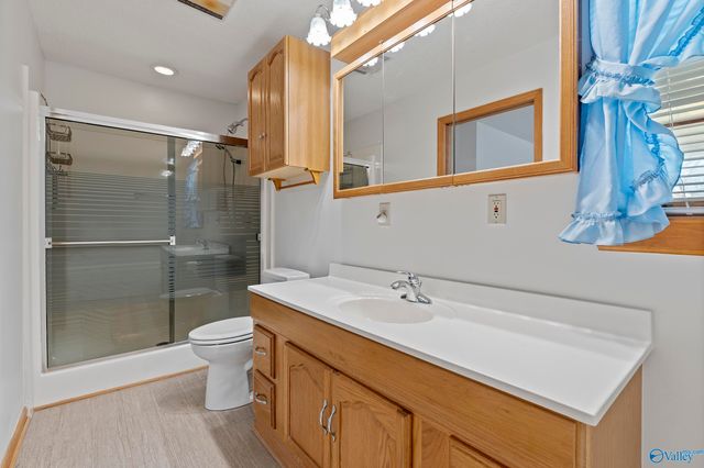 4300 Clayrest Drive NW, Huntsville, AL 35816