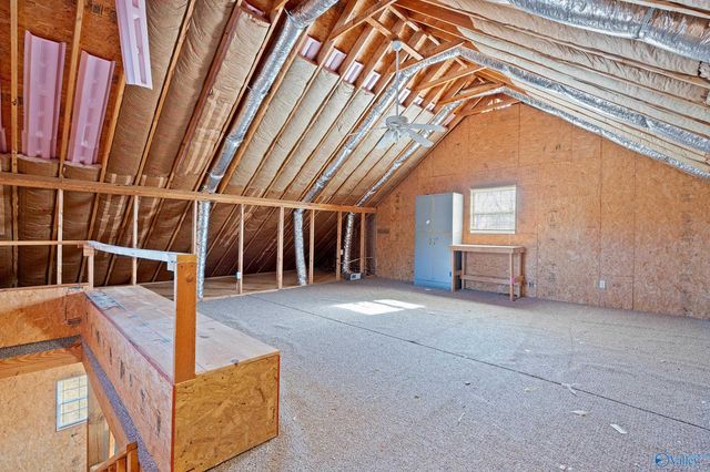 4300 Clayrest Drive NW, Huntsville, AL 35816