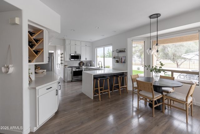 6735 E GELDING Drive, Scottsdale, AZ 85254